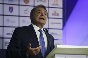 José Cruz/Agência Brasil/Agência Brasil O candidato à Presidência da Republica, Álvaro Dias (Podemos) participa do debate "Futuro do Brasil", realizado pela Coalizão pela Construção, formada por 26 das mais importantes entidades representativas da indústria da construção.