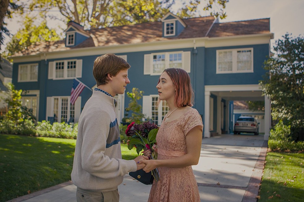 Saoirse Ronan e Lucas Hedges em cena de 'Lady Bird' (Foto: Divulgação) Saoirse Ronan e Lucas Hedges em cena de 'Lady Bird' (Foto: Divulgação)